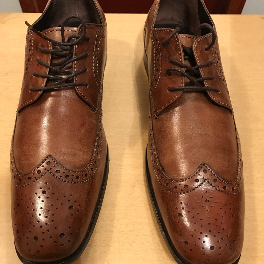 Men’s Bostonian dress shoes size 12M